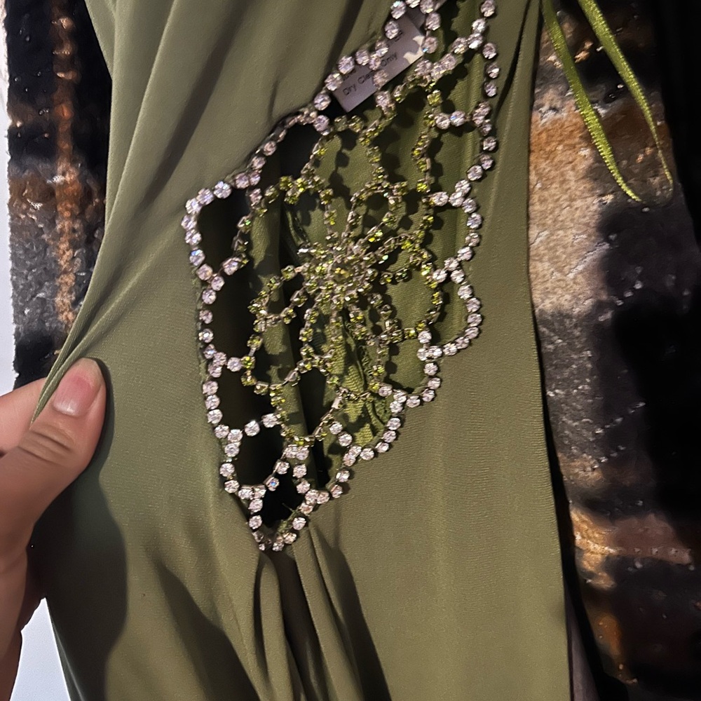 Elegant Olive Green Backless Dress